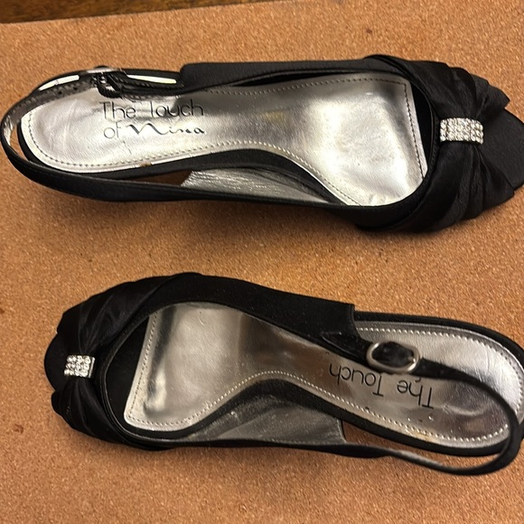 Beautiful satin open toe heels with rhinestone accent. - Picture 2 of 8